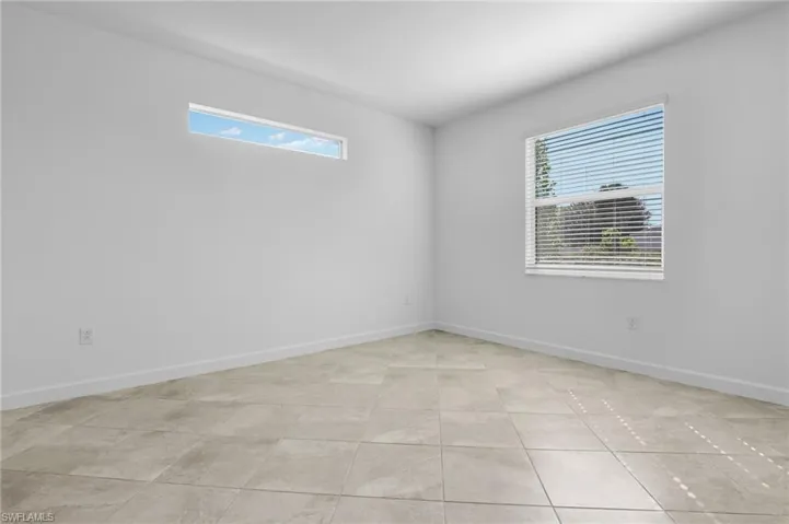 20627 Hazelnut Ct, Lehigh Acres, Florida 33936