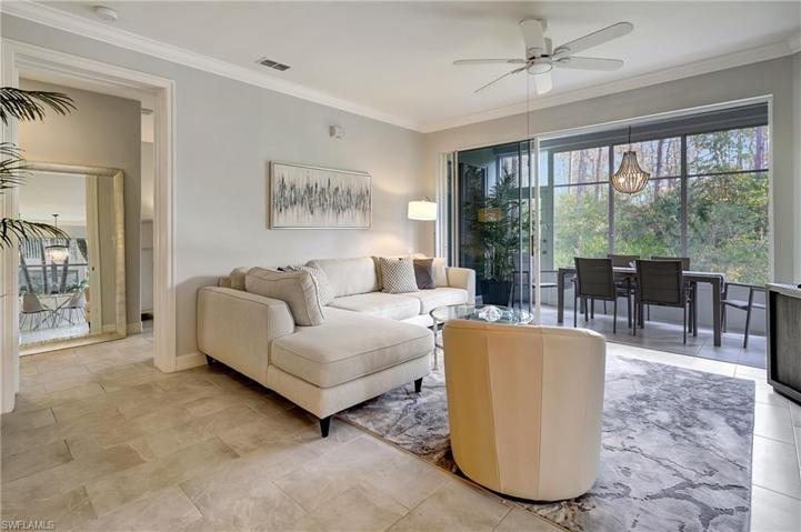 929 Carrick Bend CIR # 102, NAPLES FL 34110