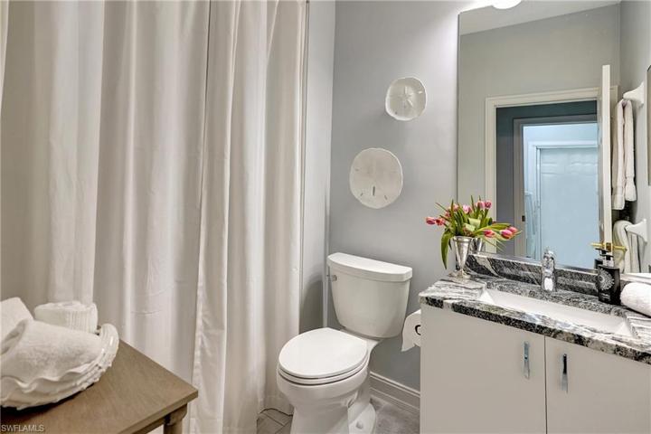 929 Carrick Bend CIR # 102, NAPLES FL 34110