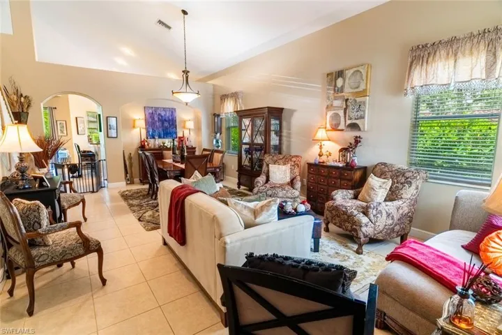 Lliving Room