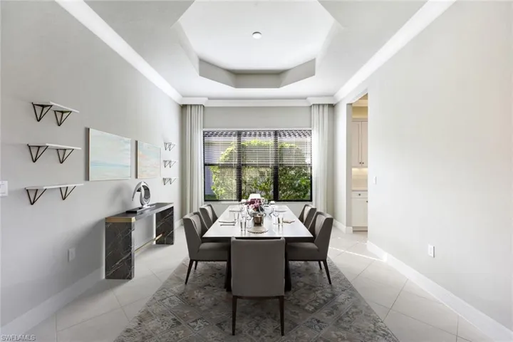 Virtual staged dining room