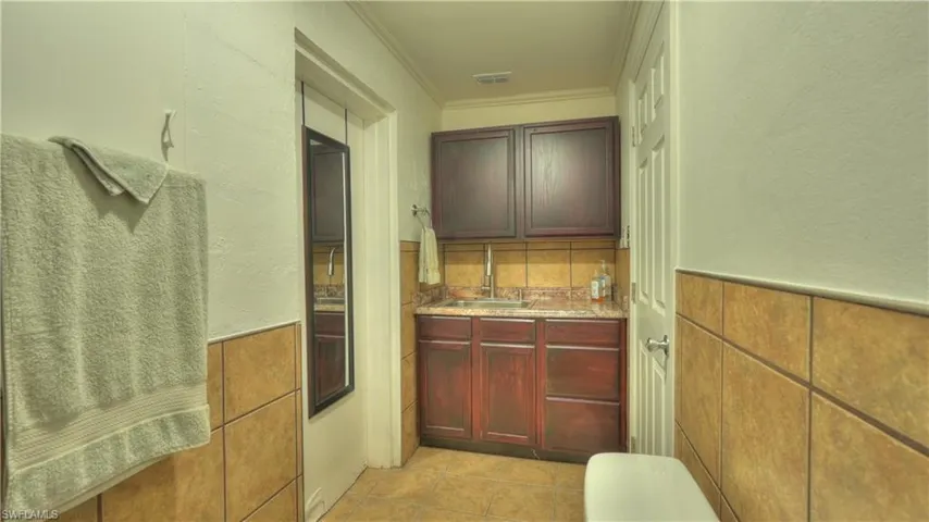12055 Matlacha Blvd, Matlacha Isles, Florida 33991