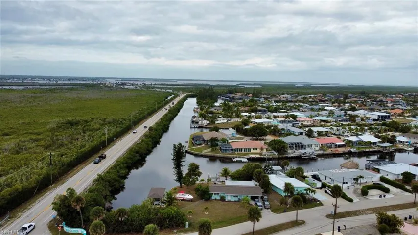 12055 Matlacha Blvd, Matlacha Isles, Florida 33991