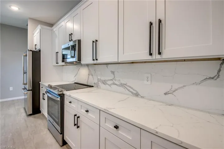 219 SE 15th AVE, CAPE CORAL FL 33990