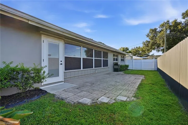 5654 Natoma Dr, Fort Myers, Florida 33919