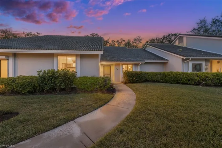 405  Arbor Lake  DR, Naples, FL 34110