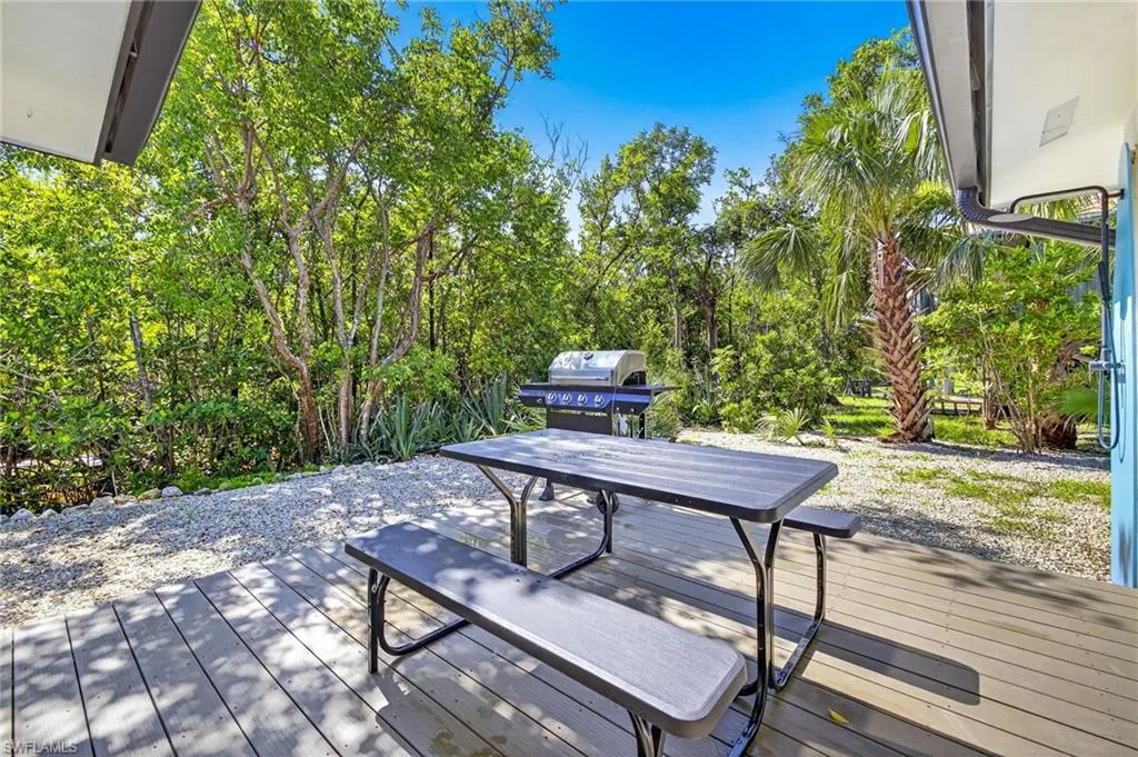 1105 Skiff PL, Sanibel, FL 33957,2025000104