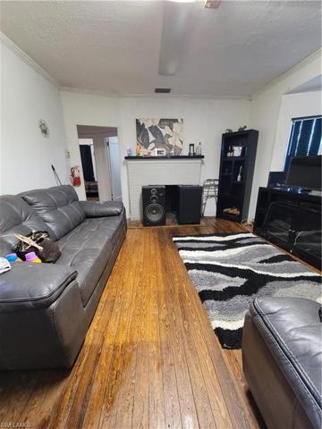 320 W Sagamore  AVE, Clewiston, FL 33440