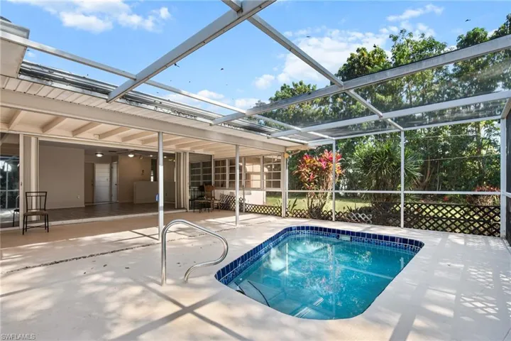 4412 SE 13th  PL, Cape Coral, FL 33904