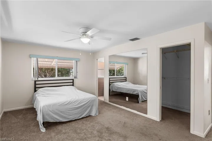 4412 SE 13th  PL, Cape Coral, FL 33904