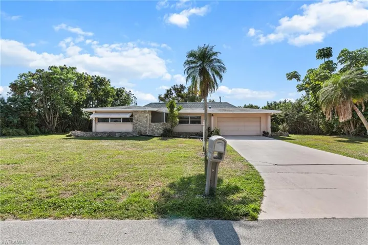 4412 SE 13th  PL, Cape Coral, FL 33904