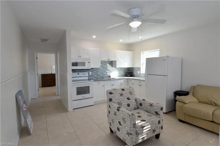 3125  Barrett  AVE, Naples, FL 34112
