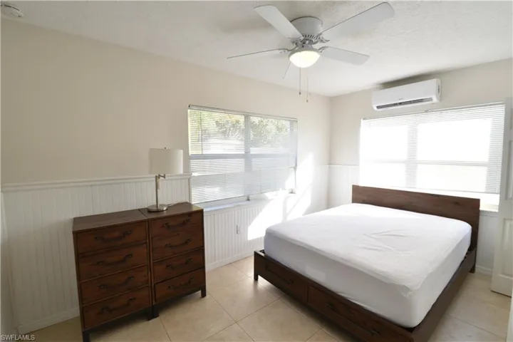 3125  Barrett  AVE, Naples, FL 34112