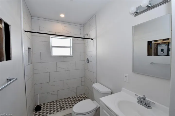 3125  Barrett  AVE, Naples, FL 34112