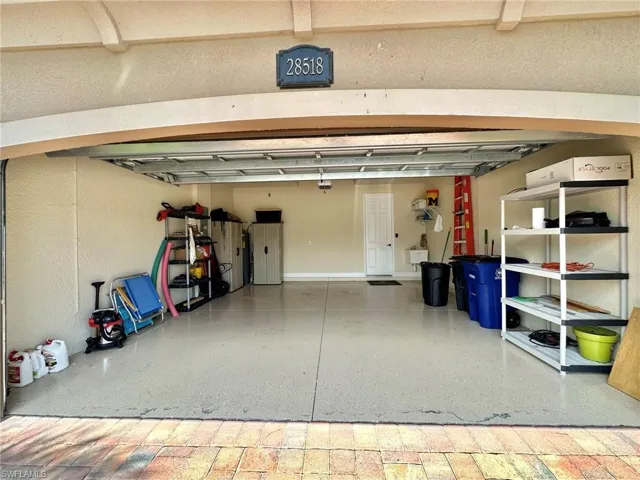28518 Westmeath Ct, Bonita Springs, Florida 34135