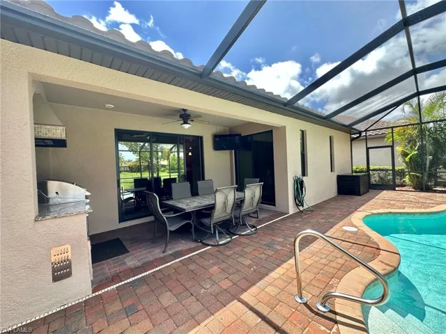 28518 Westmeath Ct, Bonita Springs, Florida 34135