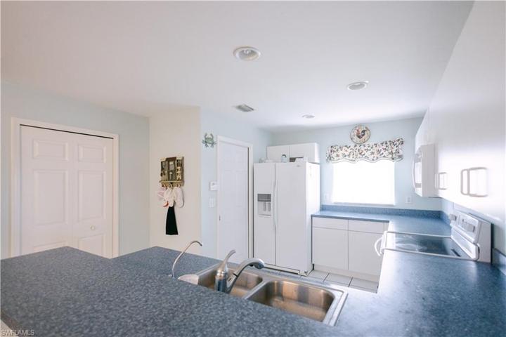 519 NW 36th PL, CAPE CORAL FL 33993