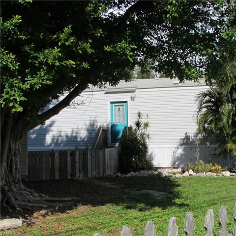 11311 Stringfellow Rd, Bokeelia, Florida 33922