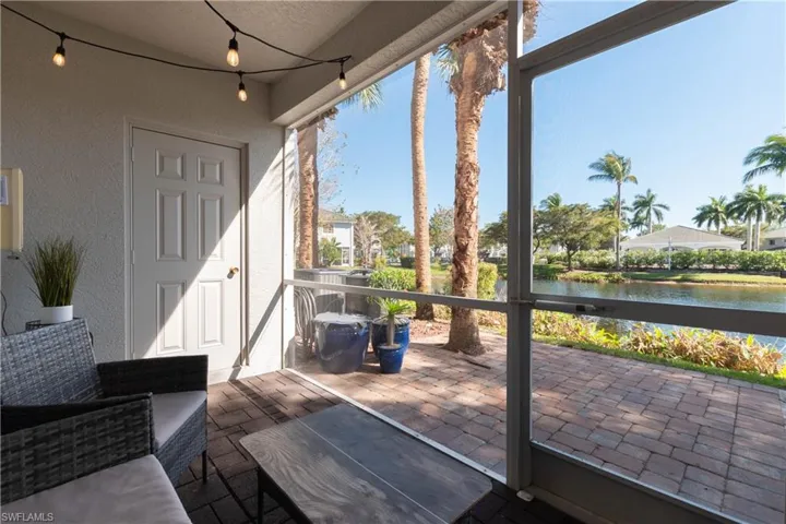 8068 Pacific Beach Dr, Fort Myers Fl 33966