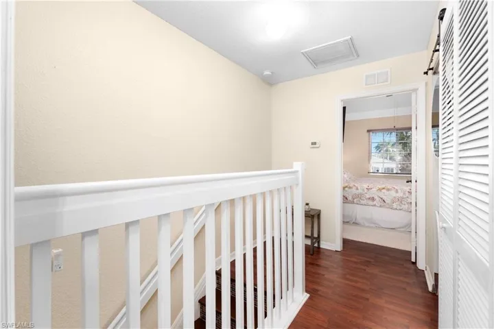 8068 Pacific Beach Dr, Fort Myers Fl 33966