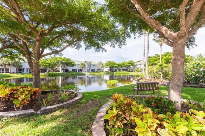 8068 Pacific Beach Dr, Fort Myers Fl 33966