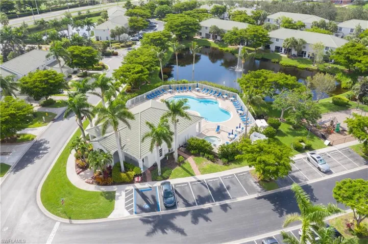 8068 Pacific Beach Dr, Fort Myers Fl 33966