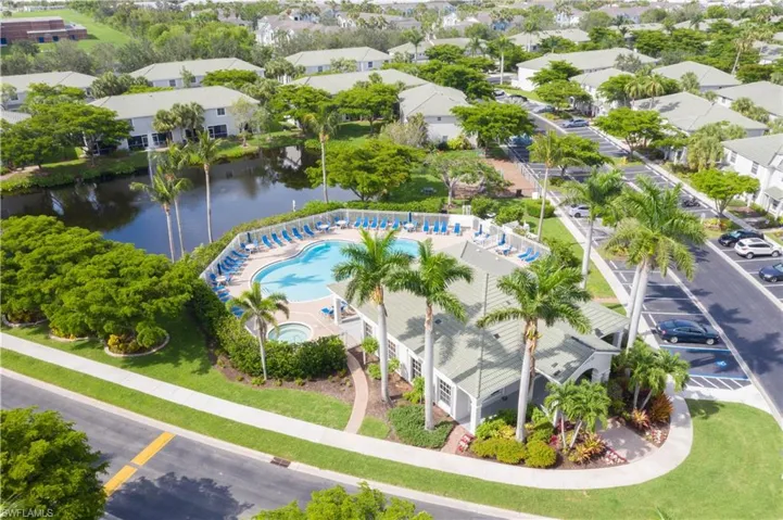 8068 Pacific Beach Dr, Fort Myers Fl 33966