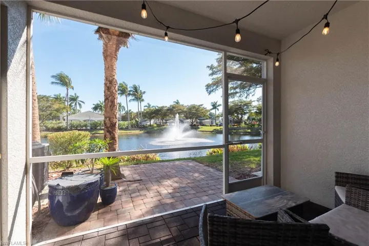 8068 Pacific Beach Dr, Fort Myers Fl 33966