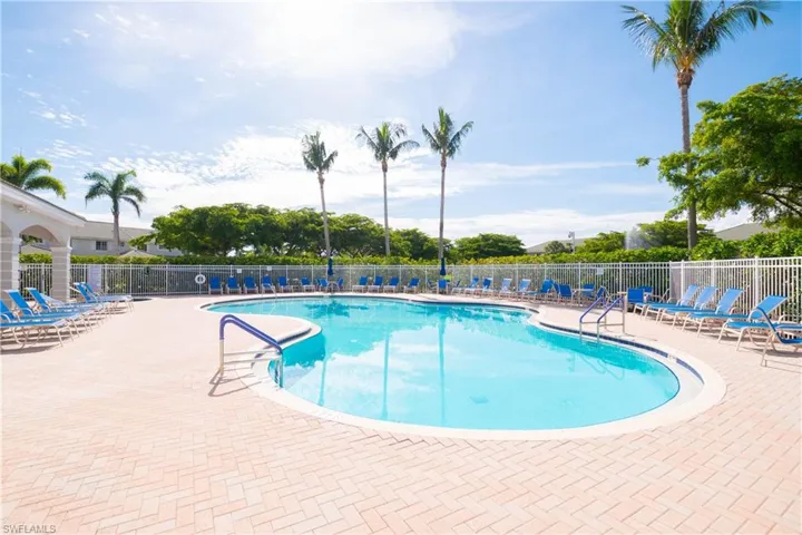 8068 Pacific Beach Dr, Fort Myers Fl 33966