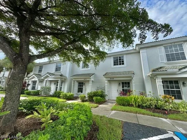 8068 Pacific Beach Dr, Fort Myers Fl 33966