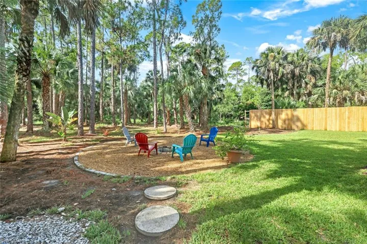 4400  11th SW AVE, Naples, FL 34116