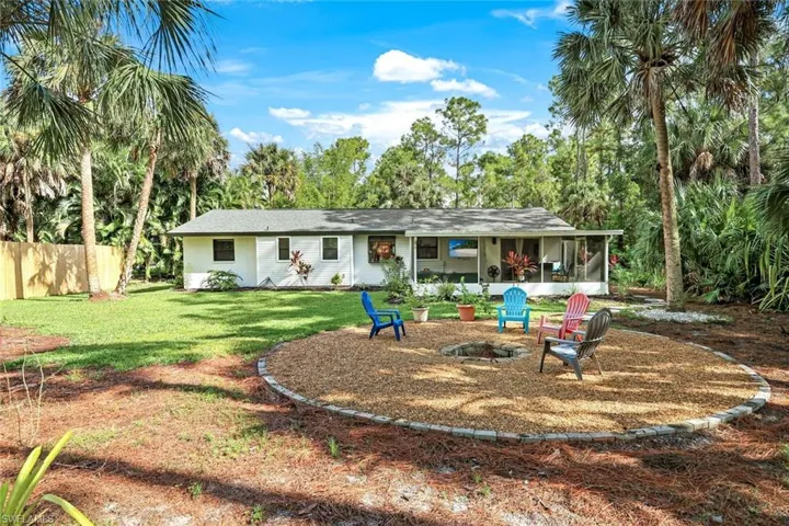 4400  11th SW AVE, Naples, FL 34116