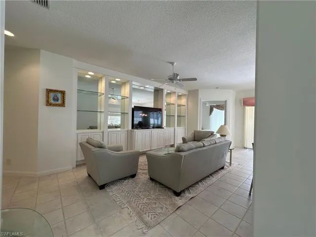 4681  Rio Poco  CT, Naples, FL 34109