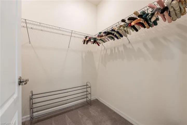 MASTER BEDROOM CLOSET