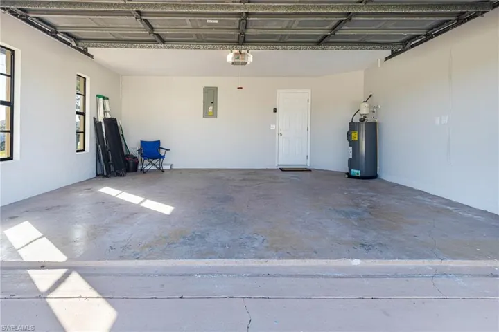 1013 Ne 11th St, Cape Coral Fl 33909