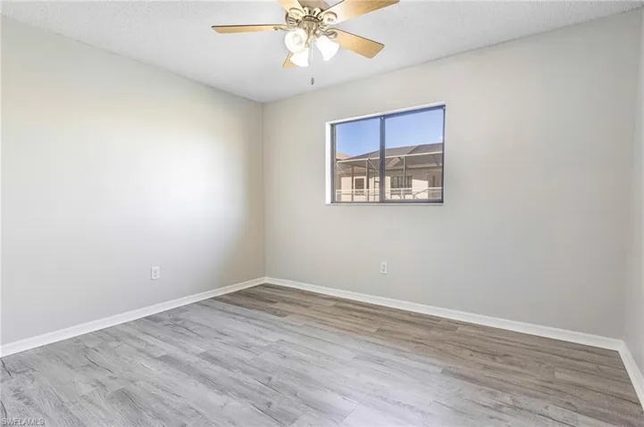 1013 Ne 11th St, Cape Coral Fl 33909