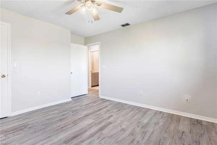 1013 Ne 11th St, Cape Coral Fl 33909