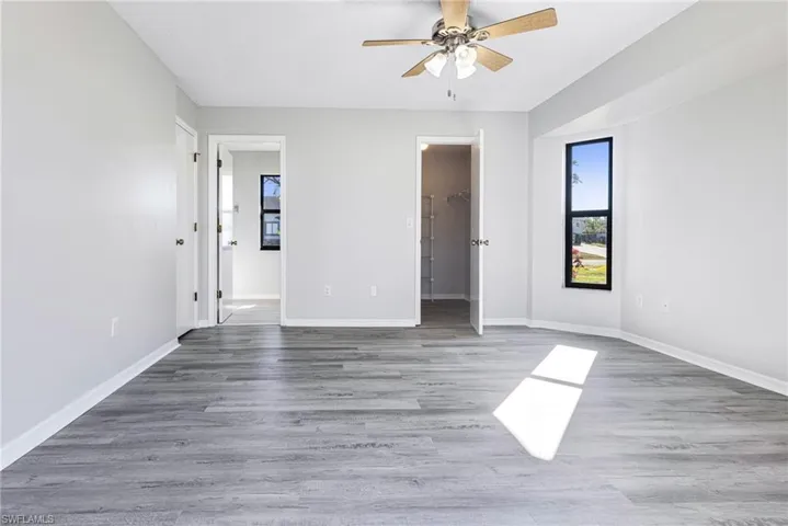 1013 Ne 11th St, Cape Coral Fl 33909