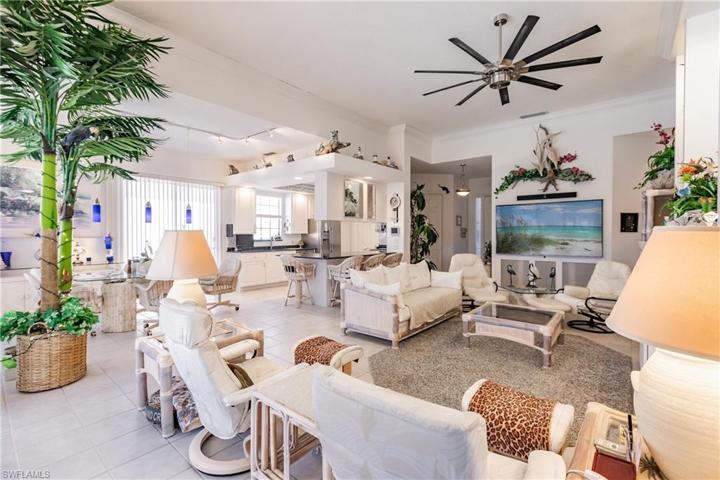 4285 Montalvo CT, NAPLES FL 34109