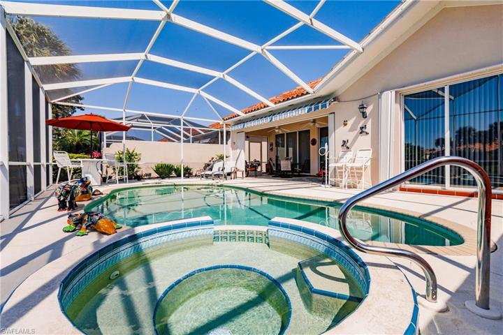 4285 Montalvo CT, NAPLES FL 34109