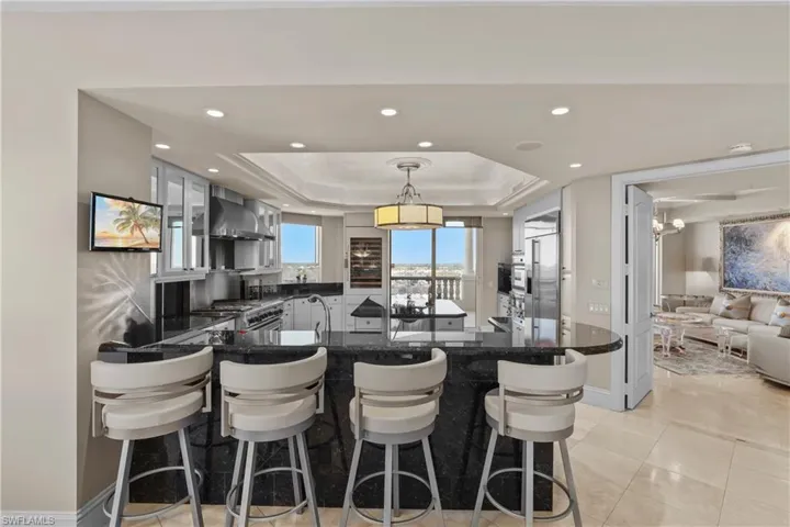 Breakfast bar