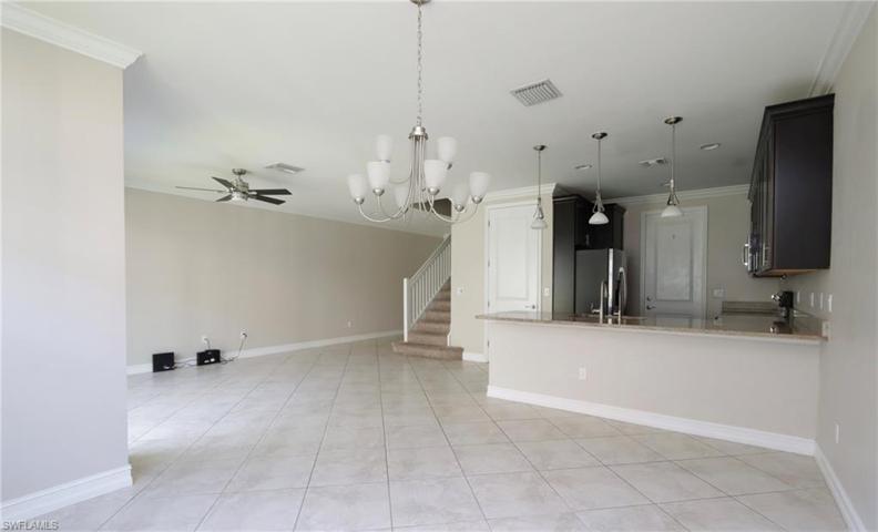 2ND FLOOR LANDING AREA - SET UP A WORK STATION, READING AREA, OR AN EXTRA SITTING AREA.