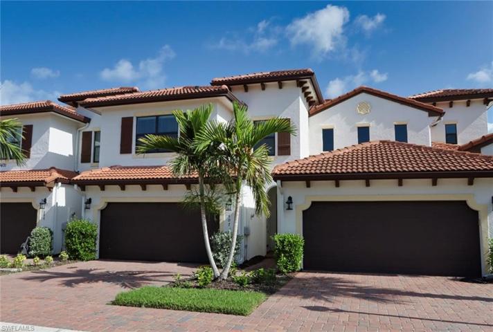 3 BEDROOMS, 2.5 BATHS, 2-CAR GARAGE TOWNHOME.