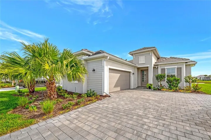 EXQUISITE The Victoria Executive Home