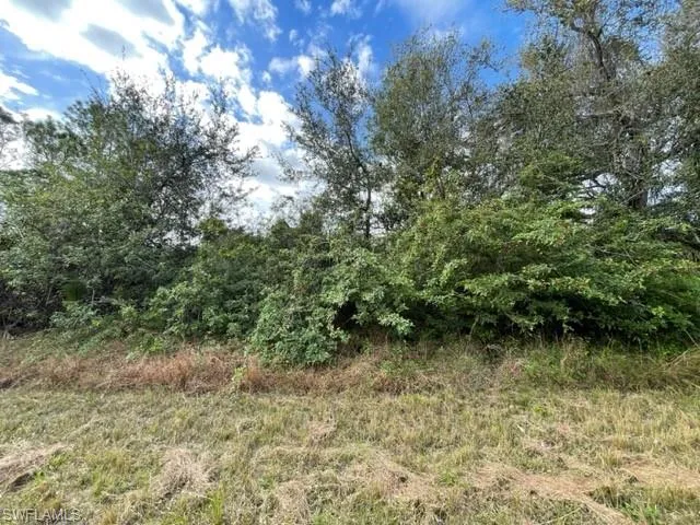 5117-5119  28th SW ST, Lehigh Acres, FL 33973