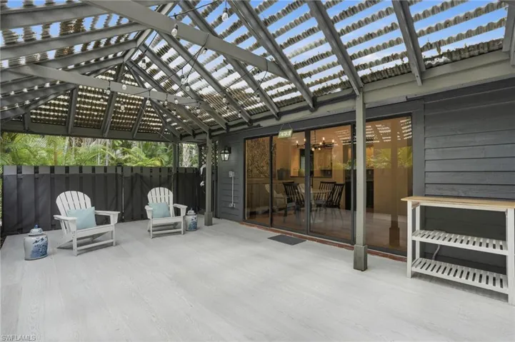 1245 Solana Rd, Naples, Florida 34103