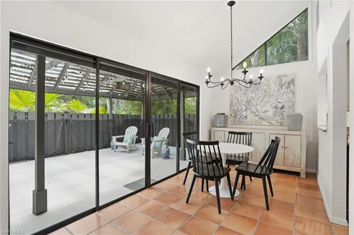 1245 Solana Rd, Naples, Florida 34103
