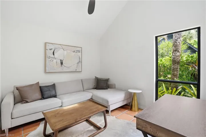 1245 Solana Rd, Naples, Florida 34103