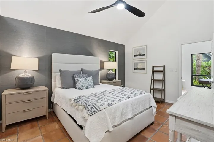 1245 Solana Rd, Naples, Florida 34103
