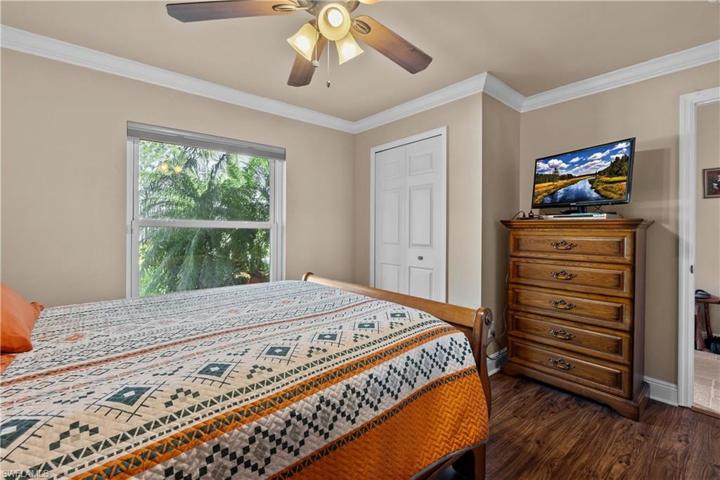 4285  20th NE ST, Naples, FL 34120